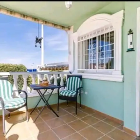 Adaptado, Terraza Muy Grande Y Soleada. Gran Alacant
